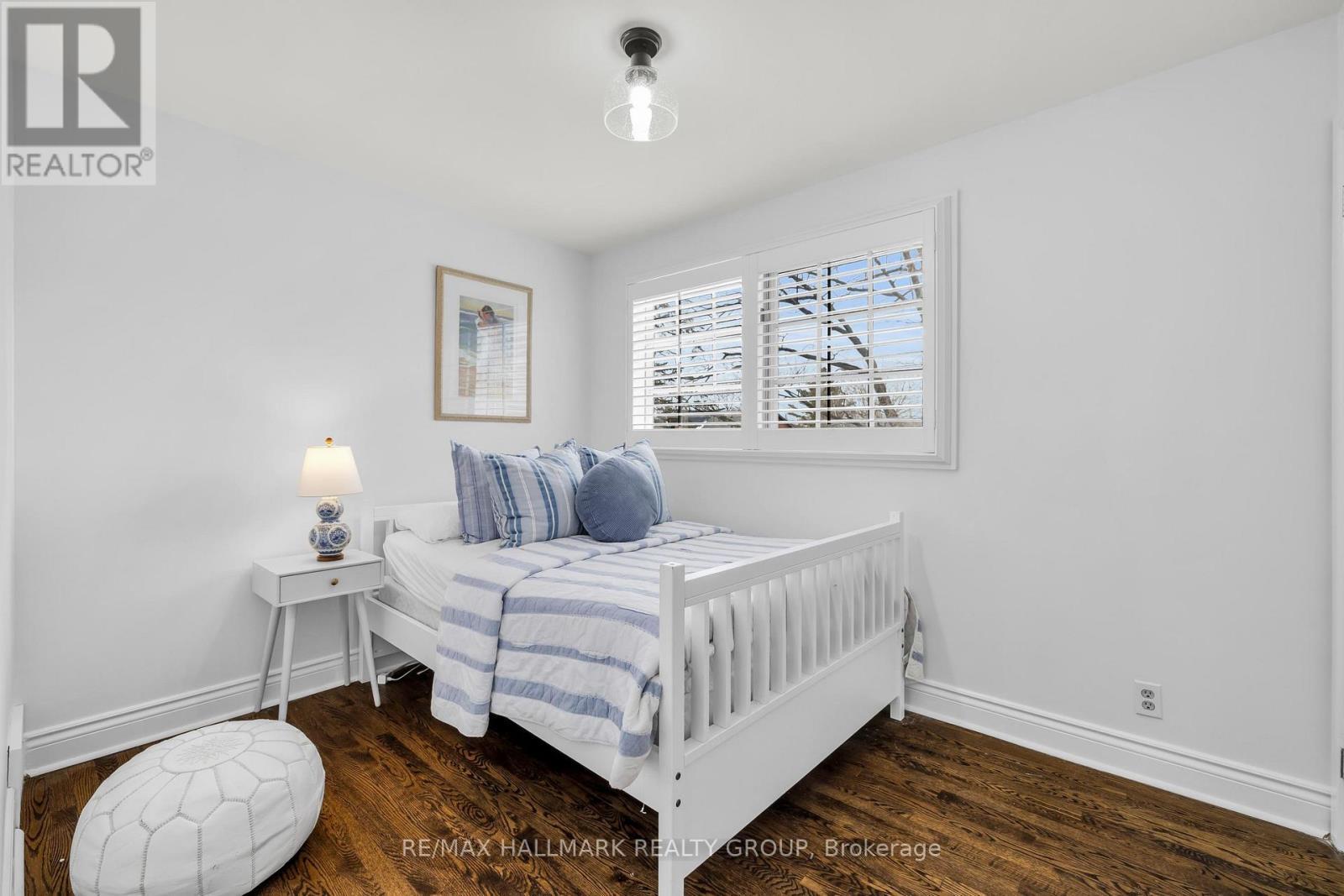 547 Denbury Avenue, Ottawa, ON - Indoor Photo Showing Bedroom