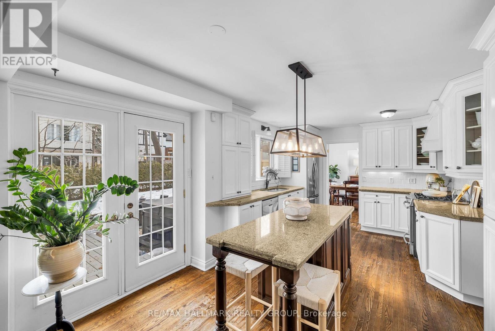 547 Denbury Avenue, Ottawa, ON - Indoor