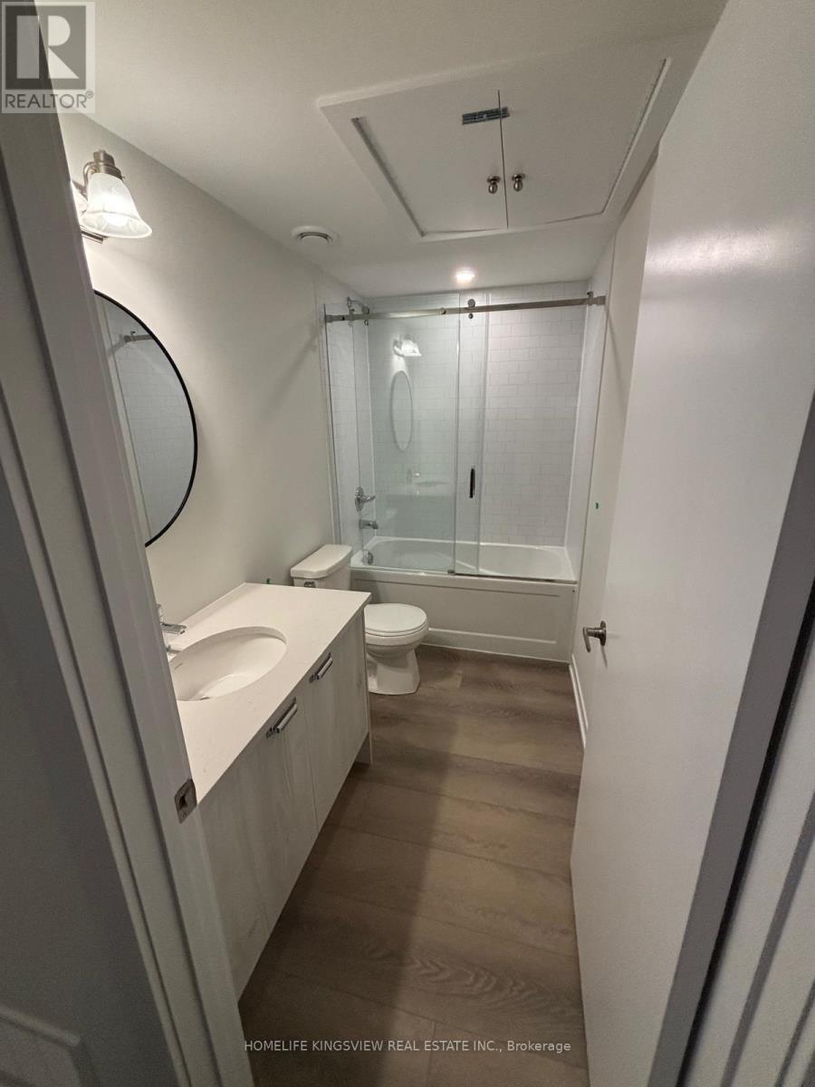 82 Ziibi Way, Clarington, ON - Indoor Photo Showing Bathroom