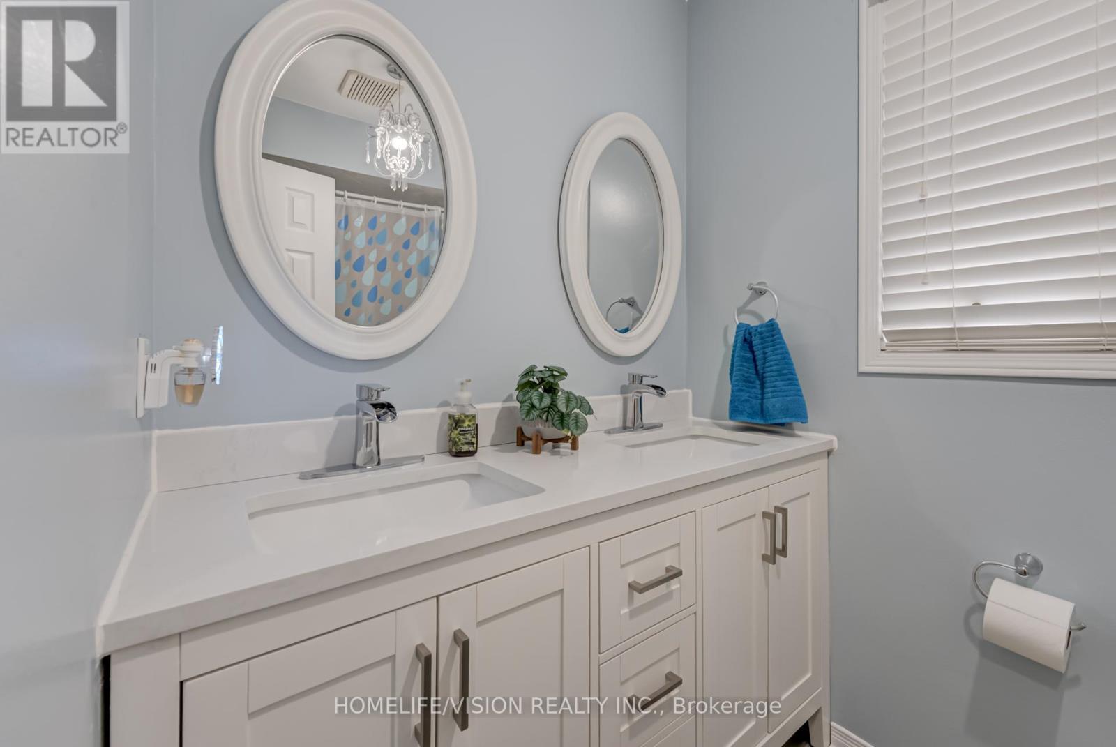 55 Etherington Crescent, Barrie, ON - Indoor Photo Showing Bathroom
