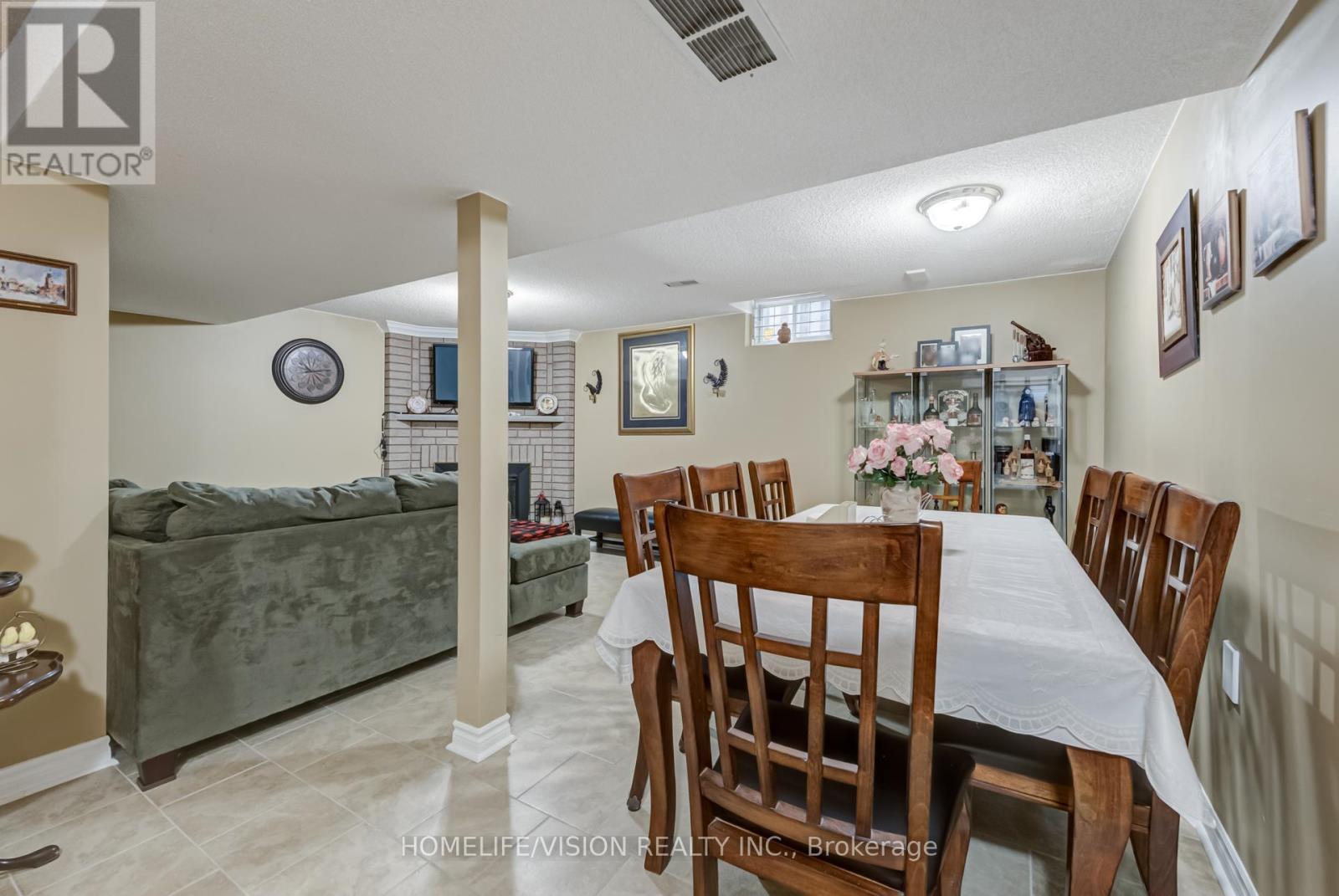 55 Etherington Crescent, Barrie, ON - Indoor Photo Showing Dining Room