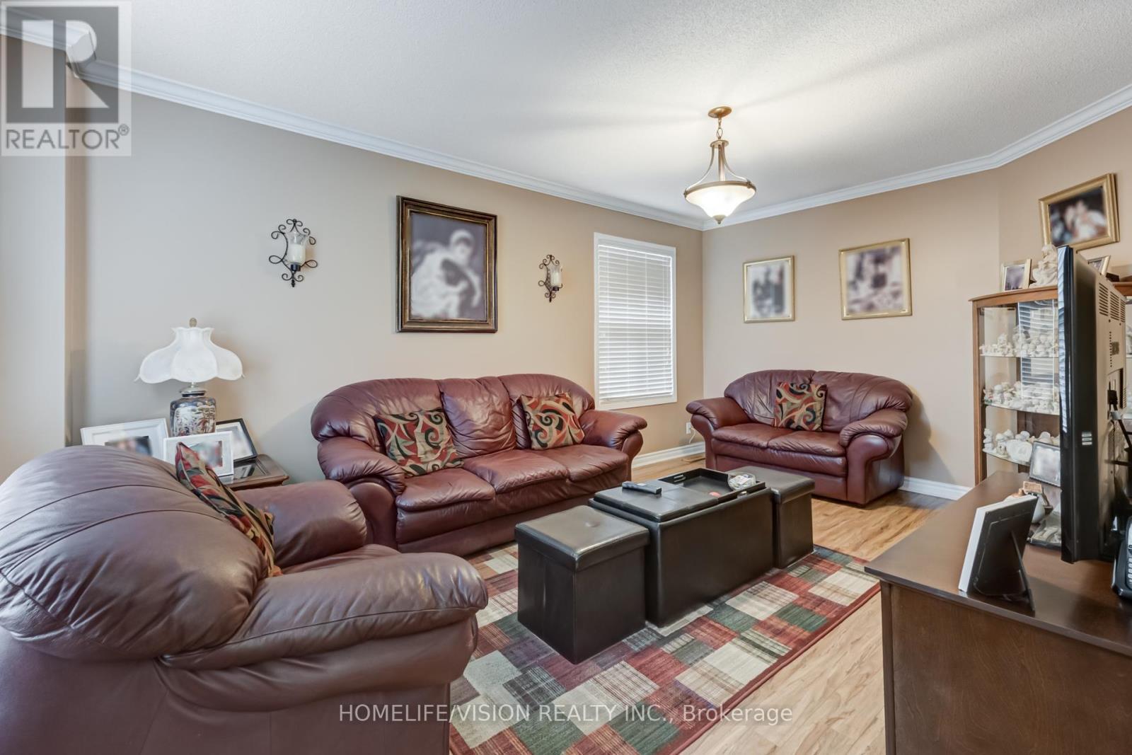 55 Etherington Crescent, Barrie, ON - Indoor Photo Showing Living Room