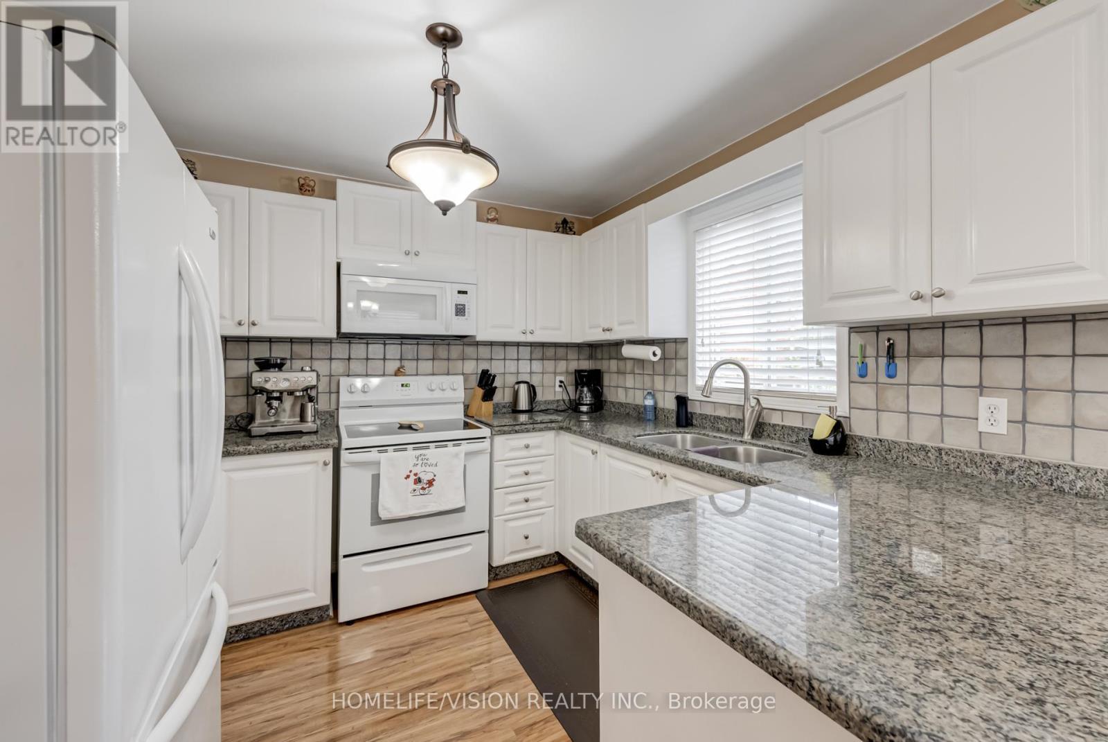 55 Etherington Crescent, Barrie, ON - Indoor Photo Showing Kitchen With Double Sink