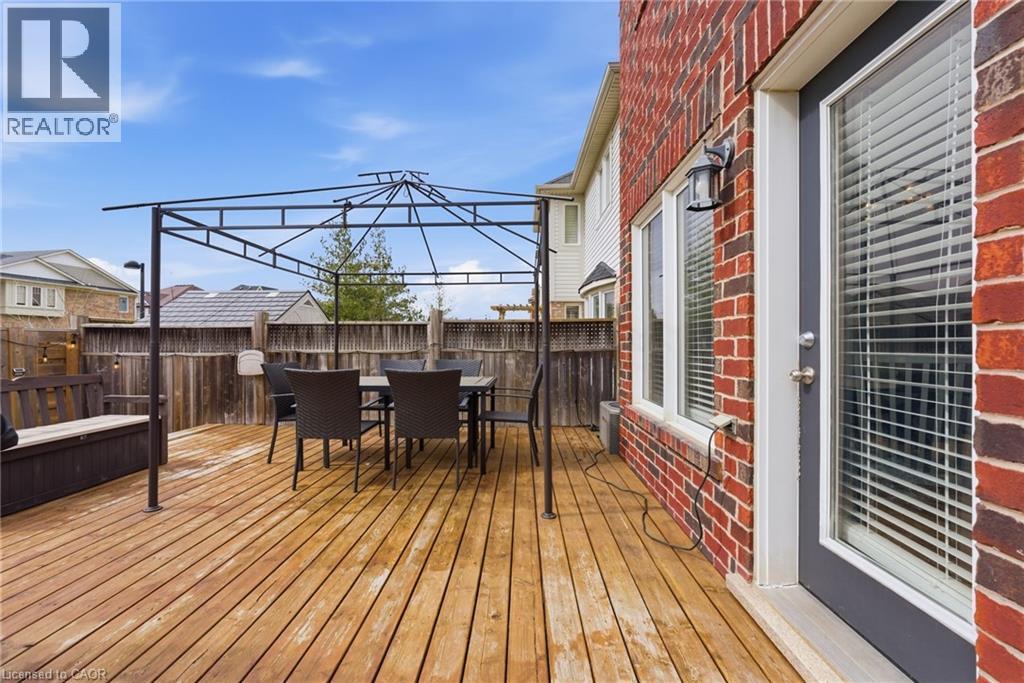 910 Vickerman Way, Milton, ON - Outdoor With Deck Patio Veranda With Exterior
