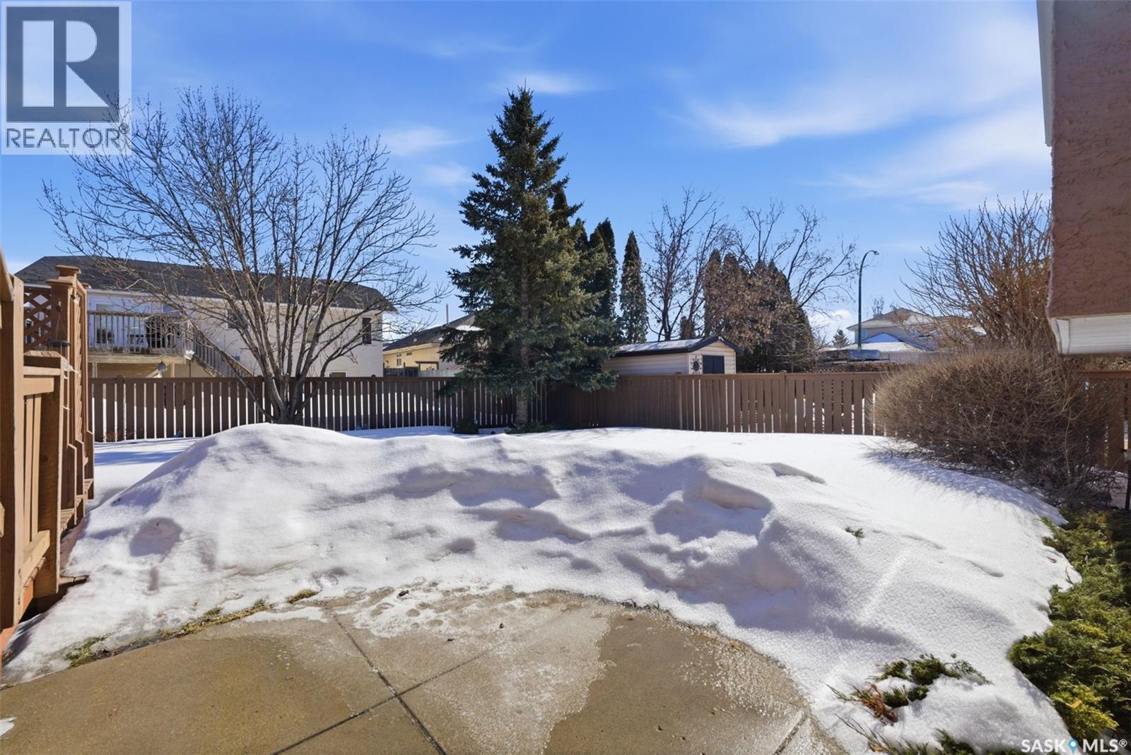 707 Bayview Close, Saskatoon, SK - Outdoor