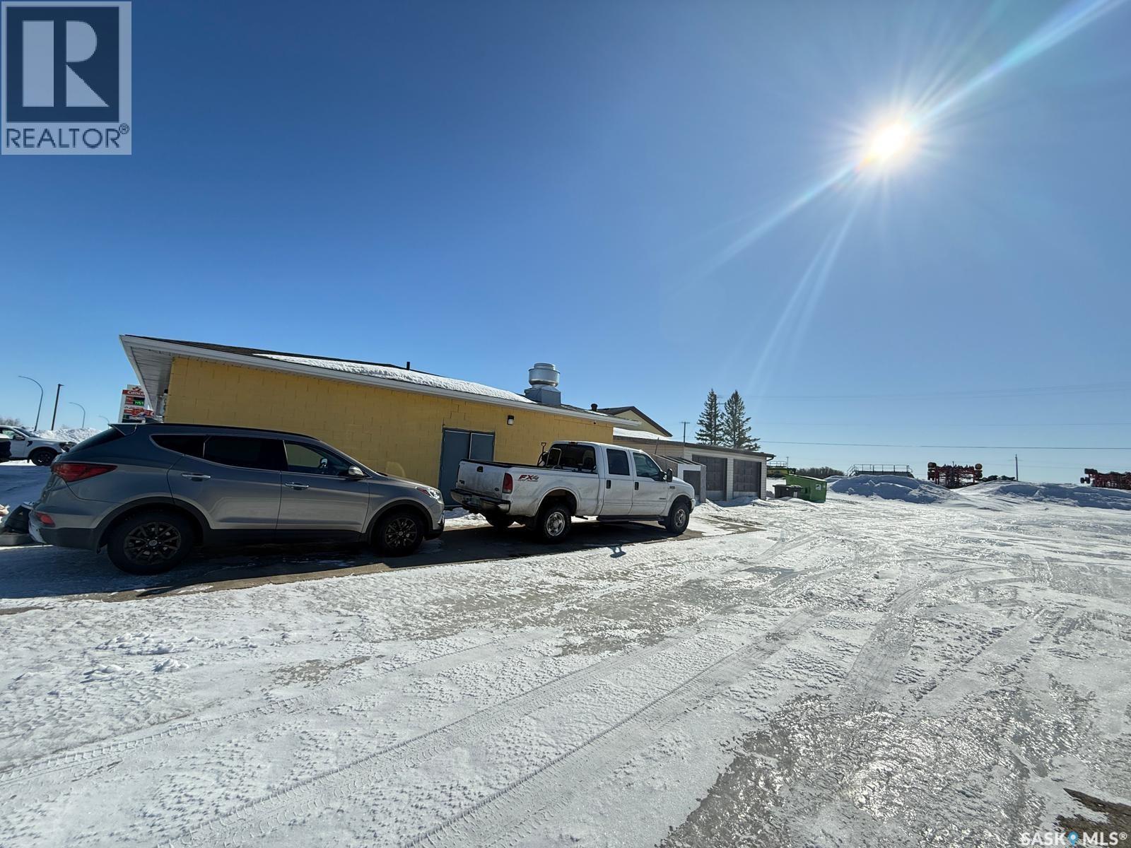 531 South Service Road, Wynyard, SK