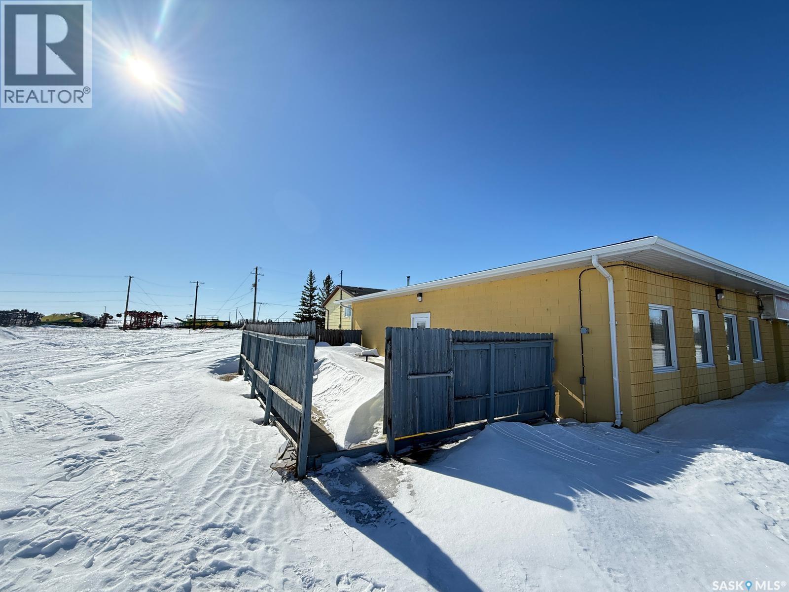 531 South Service Road, Wynyard, SK