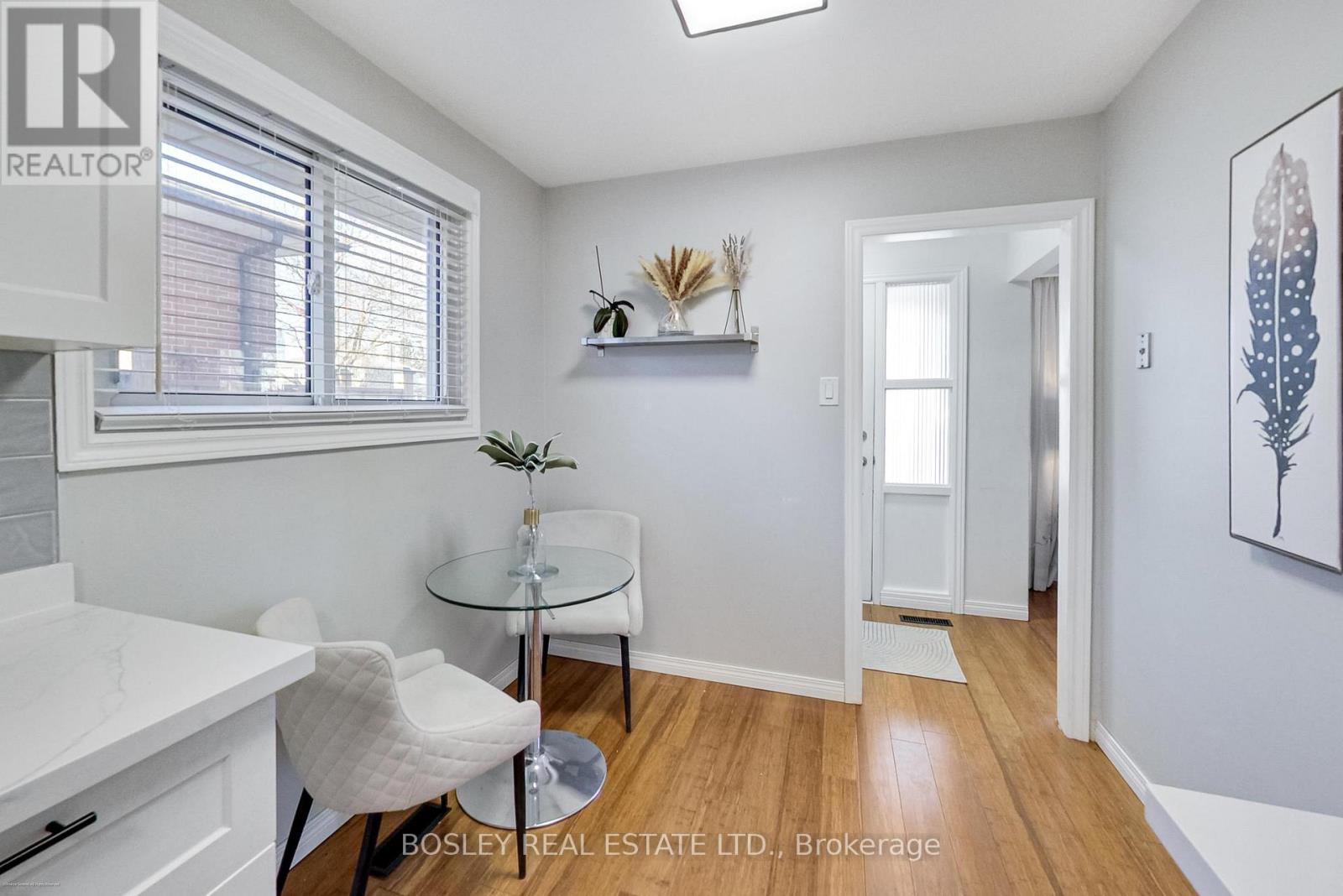 801 Eaglemount Crescent, Mississauga, ON - Indoor Photo Showing Other Room