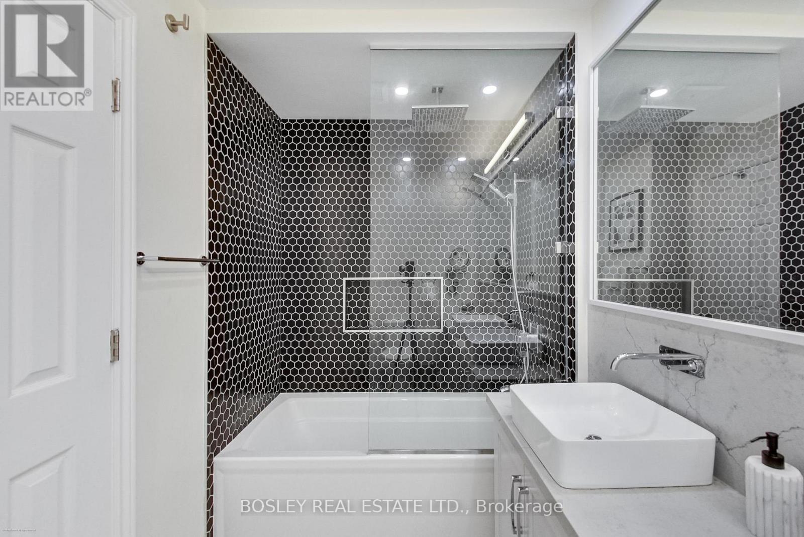 801 Eaglemount Crescent, Mississauga, ON -