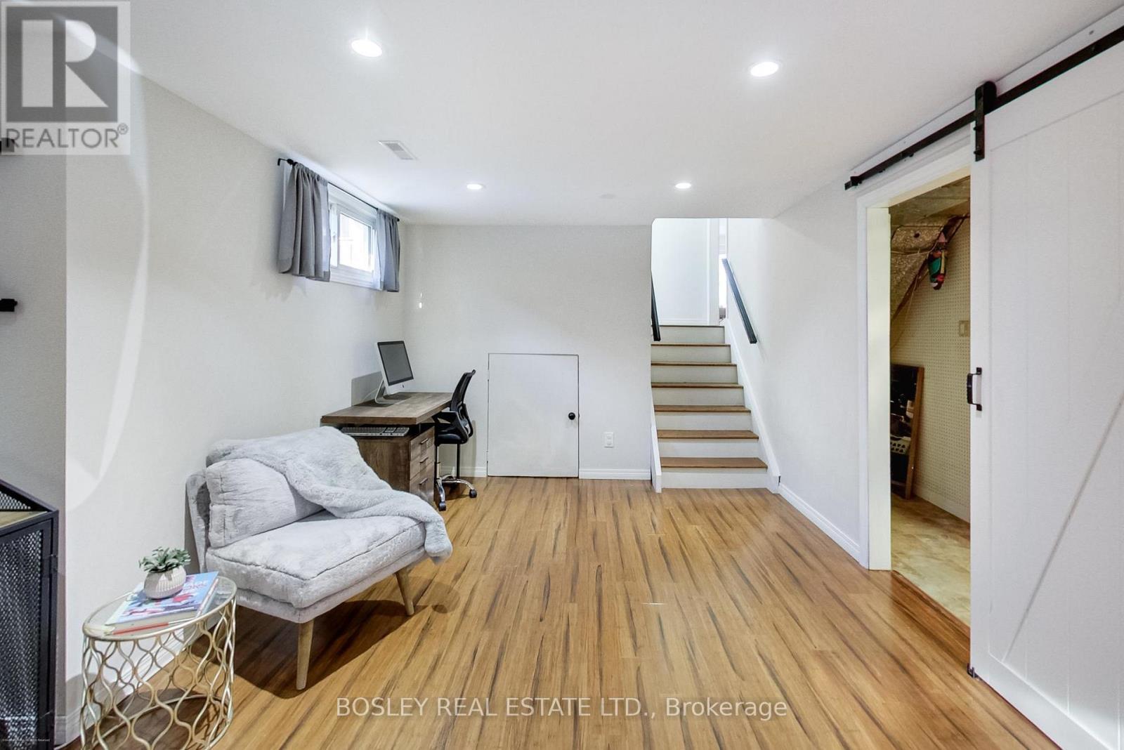 801 Eaglemount Crescent, Mississauga, ON - Indoor Photo Showing Other Room