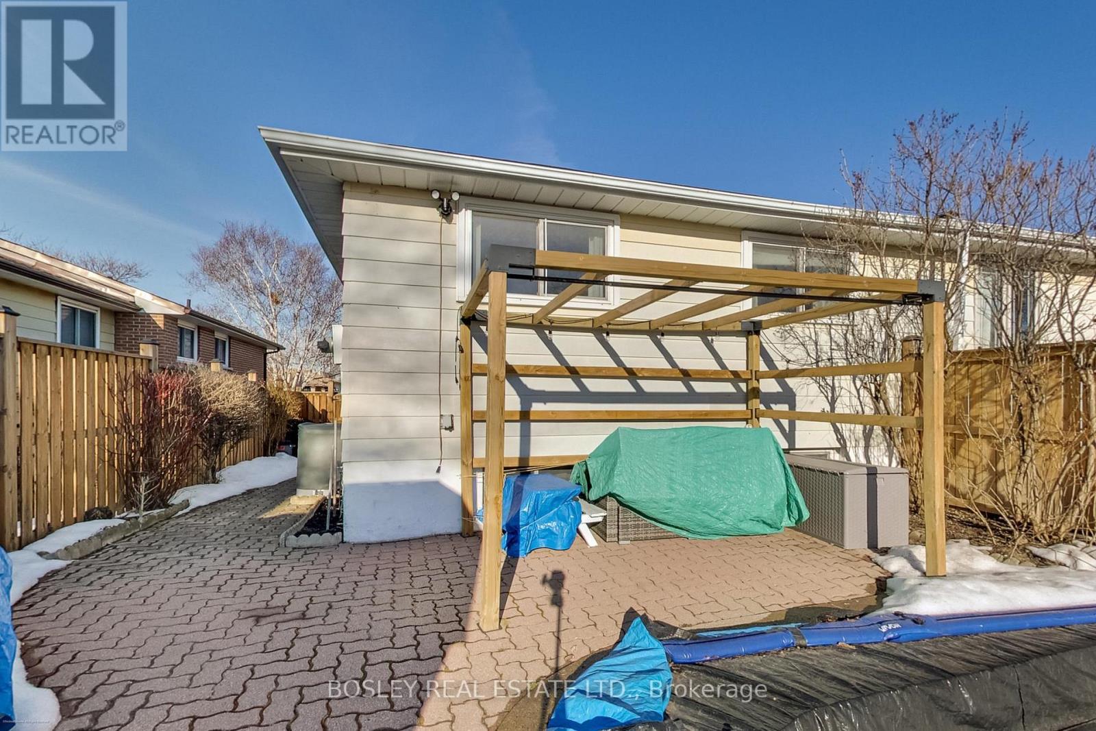 801 Eaglemount Crescent, Mississauga, ON - Outdoor