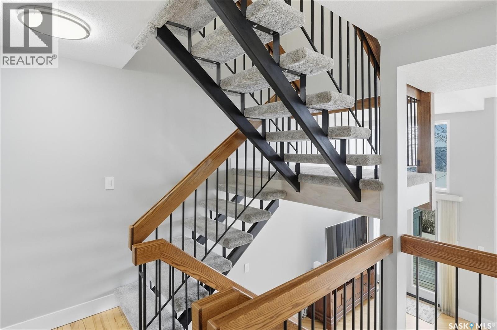 14 455 Pinehouse Drive, Saskatoon, SK - Indoor Photo Showing Other Room