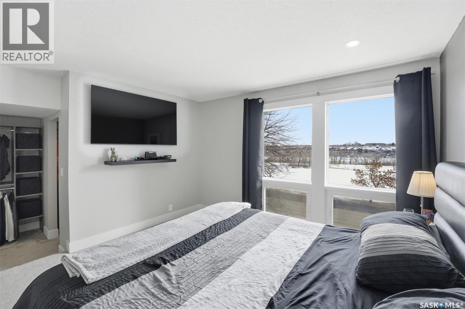 14 455 Pinehouse Drive, Saskatoon, SK - Indoor Photo Showing Bedroom