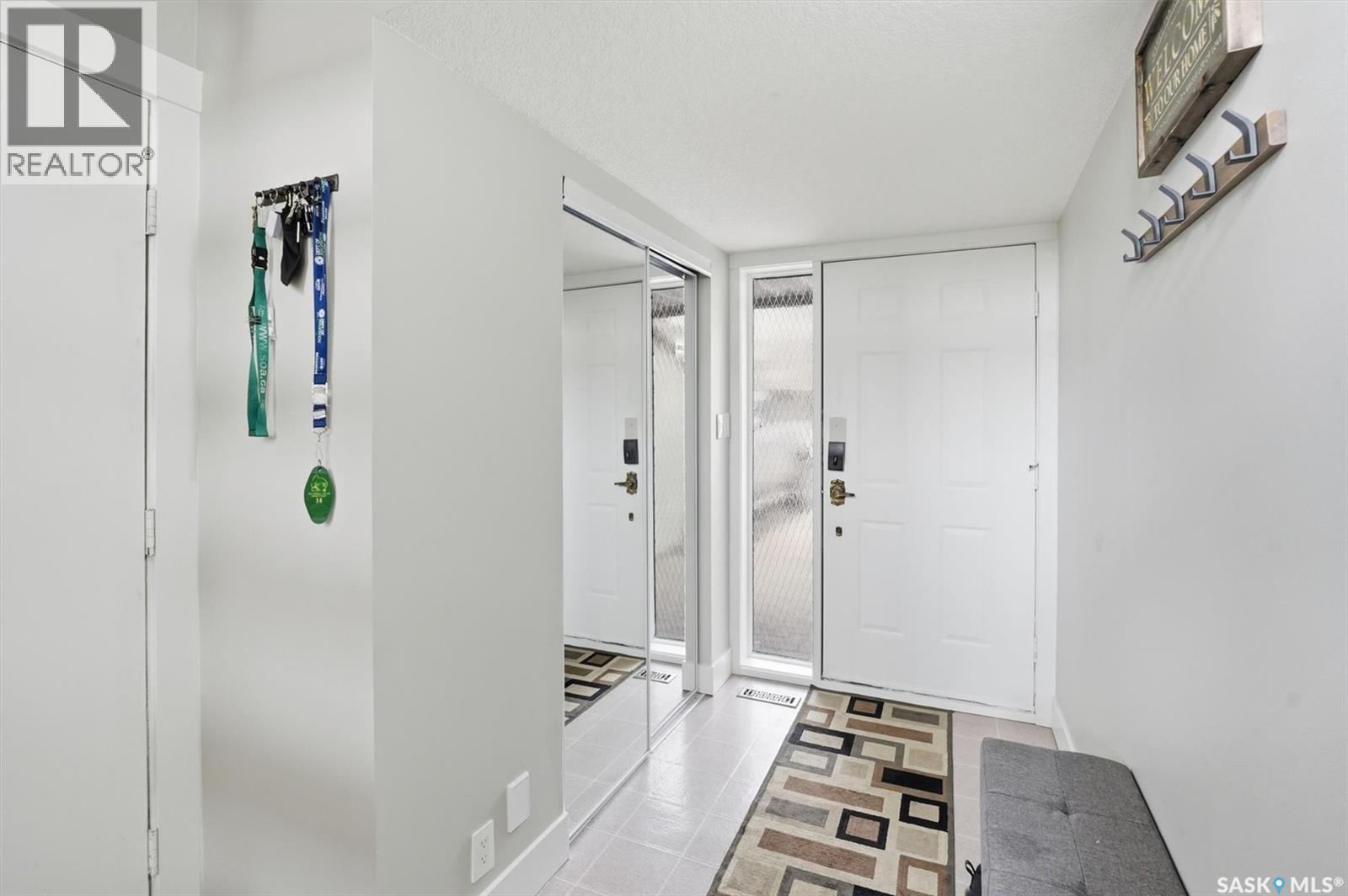 14 455 Pinehouse Drive, Saskatoon, SK - Indoor Photo Showing Other Room