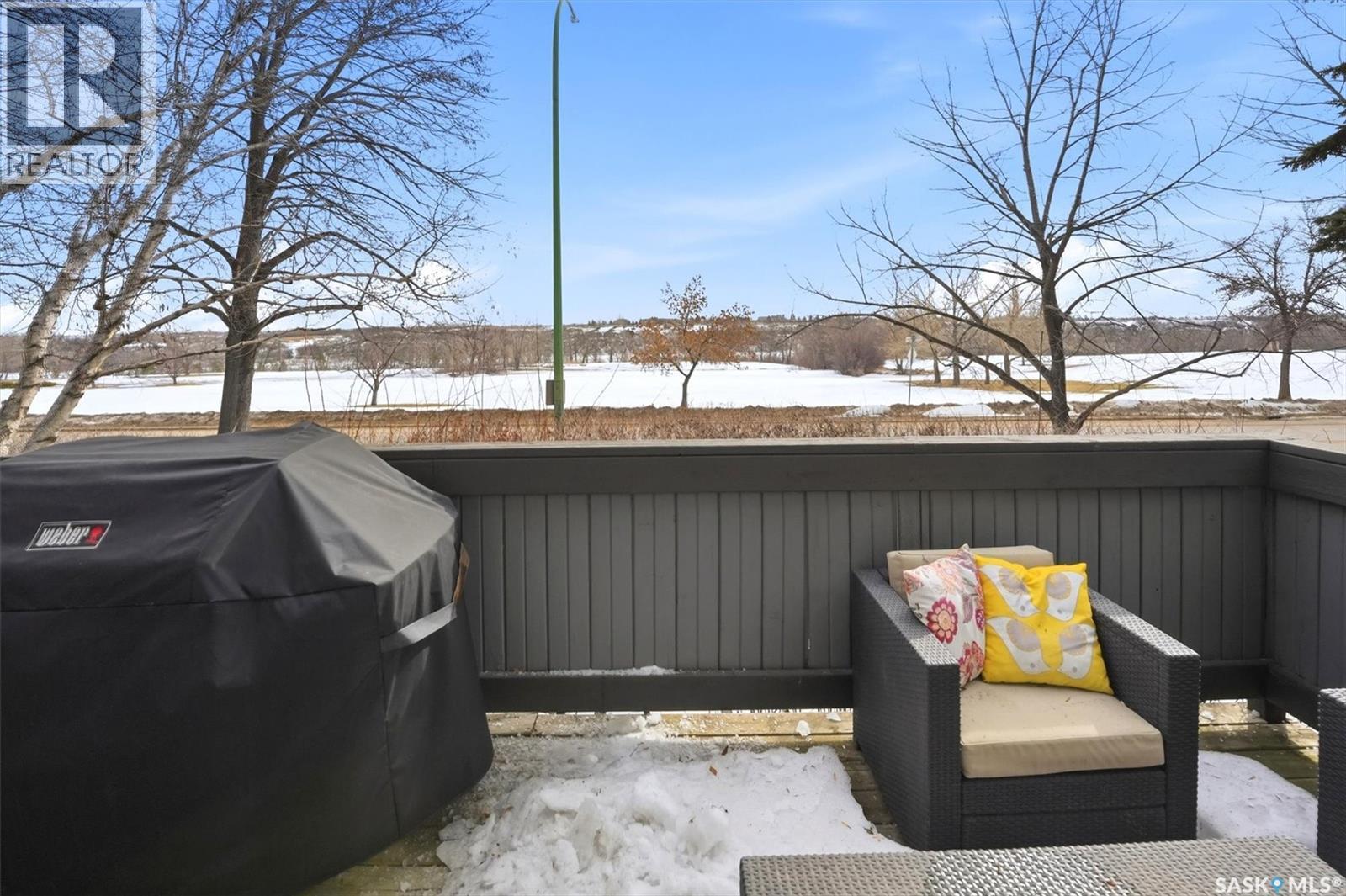 14 455 Pinehouse Drive, Saskatoon, SK - Outdoor