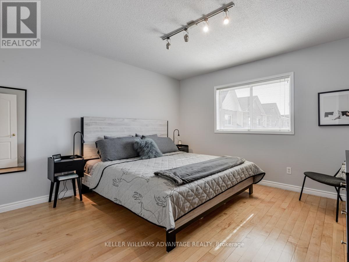 1521 Danforth Avenue, Toronto, ON - Indoor Photo Showing Bedroom
