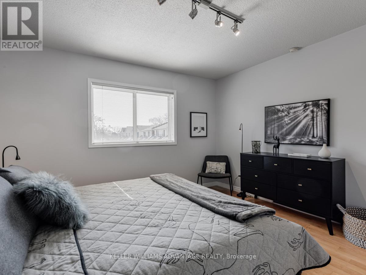 1521 Danforth Avenue, Toronto, ON - Indoor Photo Showing Bedroom