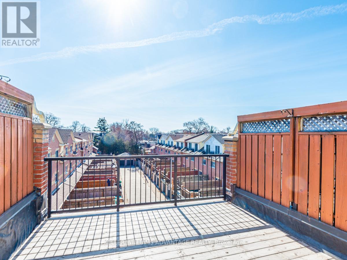 1521 Danforth Avenue, Toronto, ON - Outdoor With Deck Patio Veranda