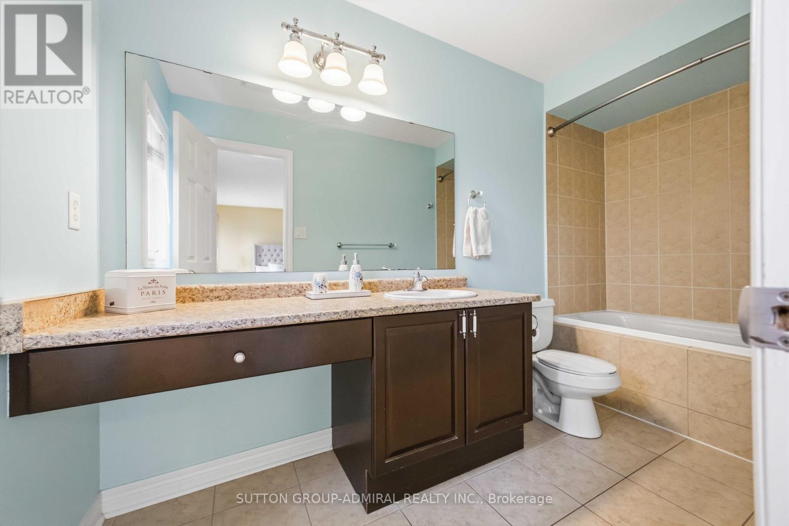 64 Evaridge Drive, Markham, ON - Indoor Photo Showing Bathroom