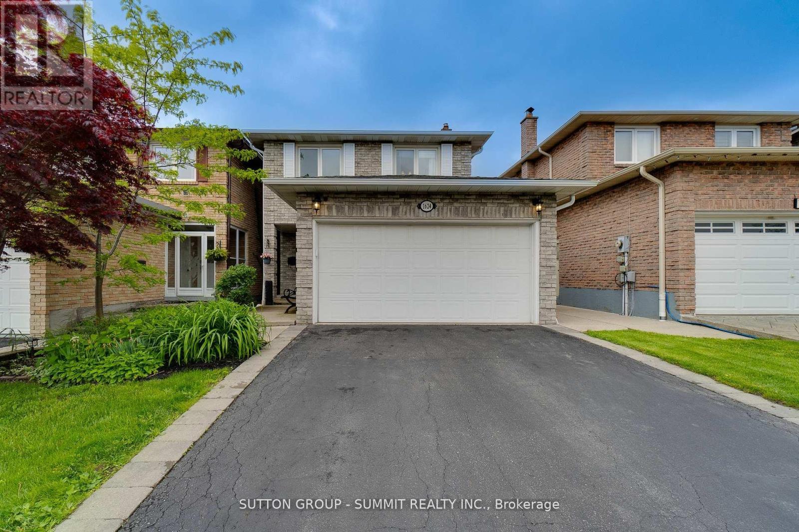 1624 Lewes Way, Mississauga, ON - Outdoor With Facade