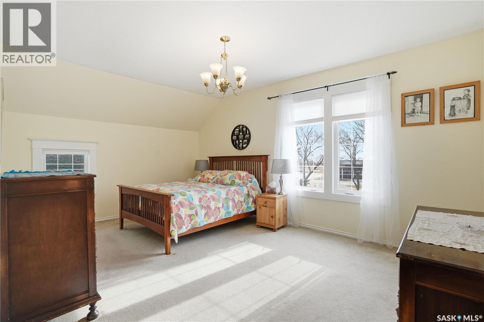 205 3Rd Avenue, Harris, SK - Indoor Photo Showing Bedroom