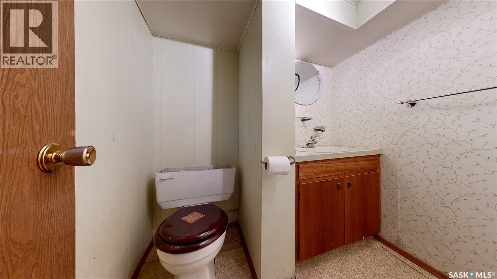 2301 15Th Avenue, Regina, SK