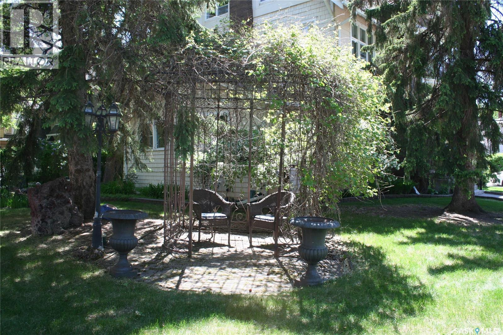 2301 15Th Avenue, Regina, SK