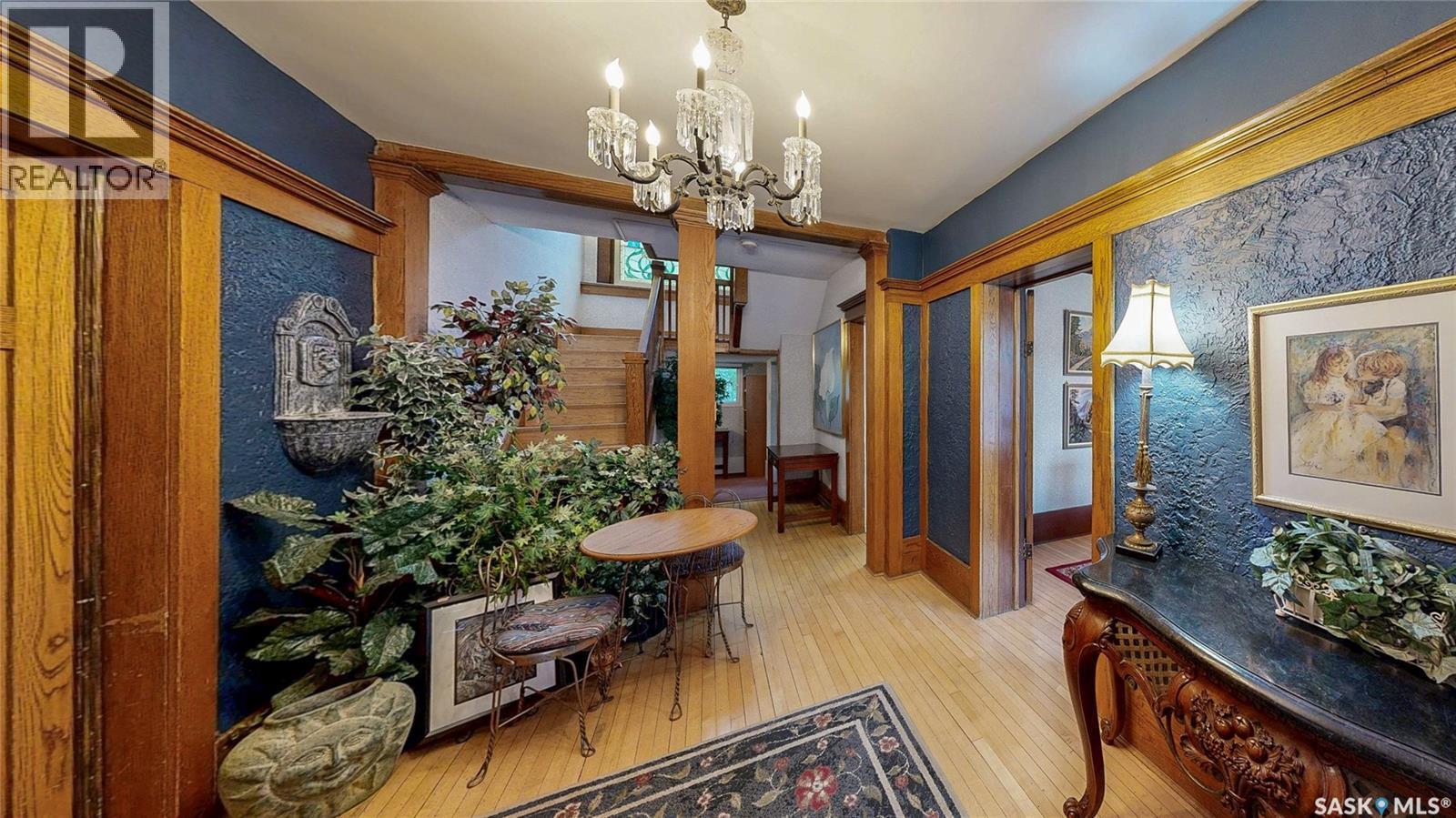 2301 15Th Avenue, Regina, SK