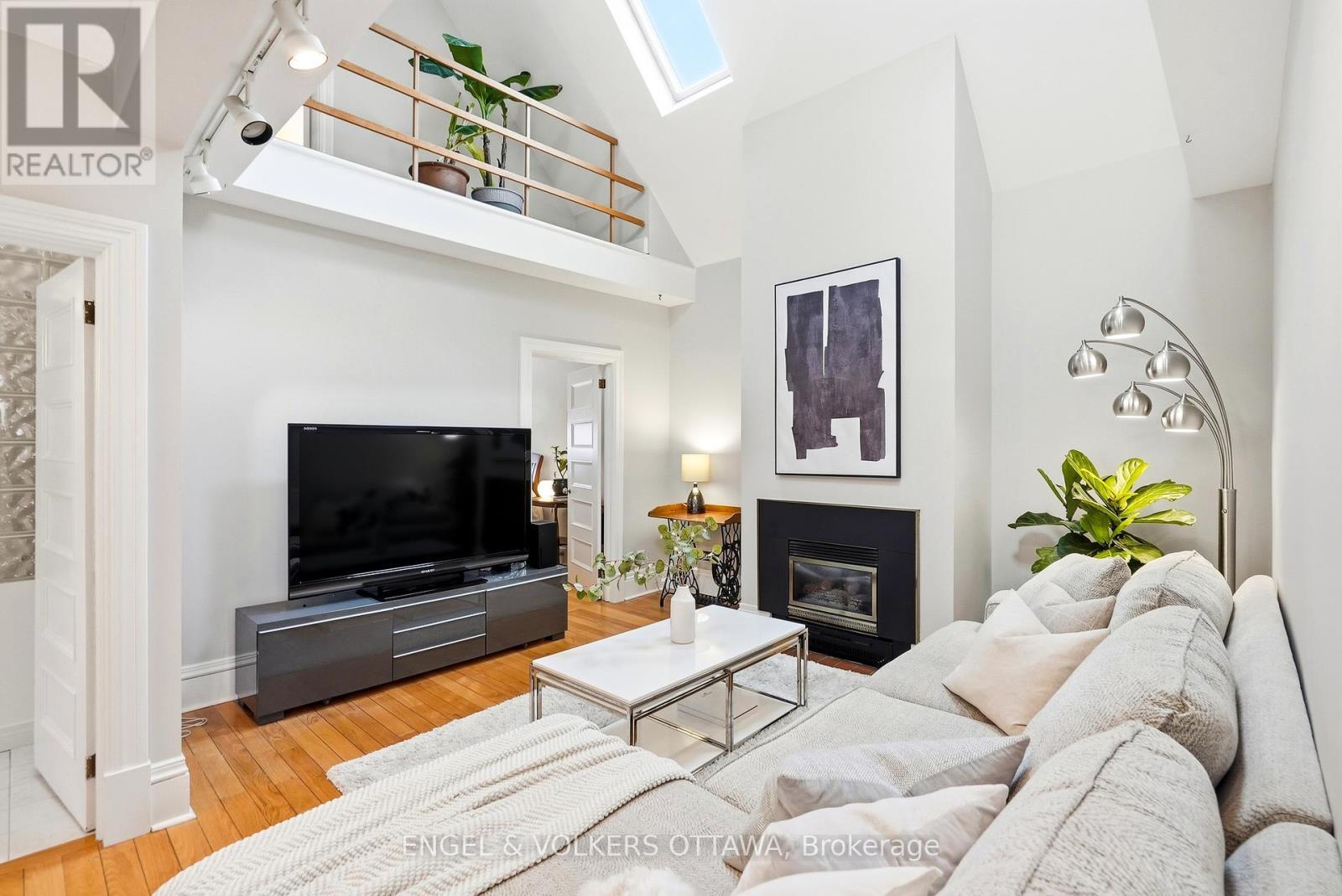 80 Waverley Street, Ottawa, ON