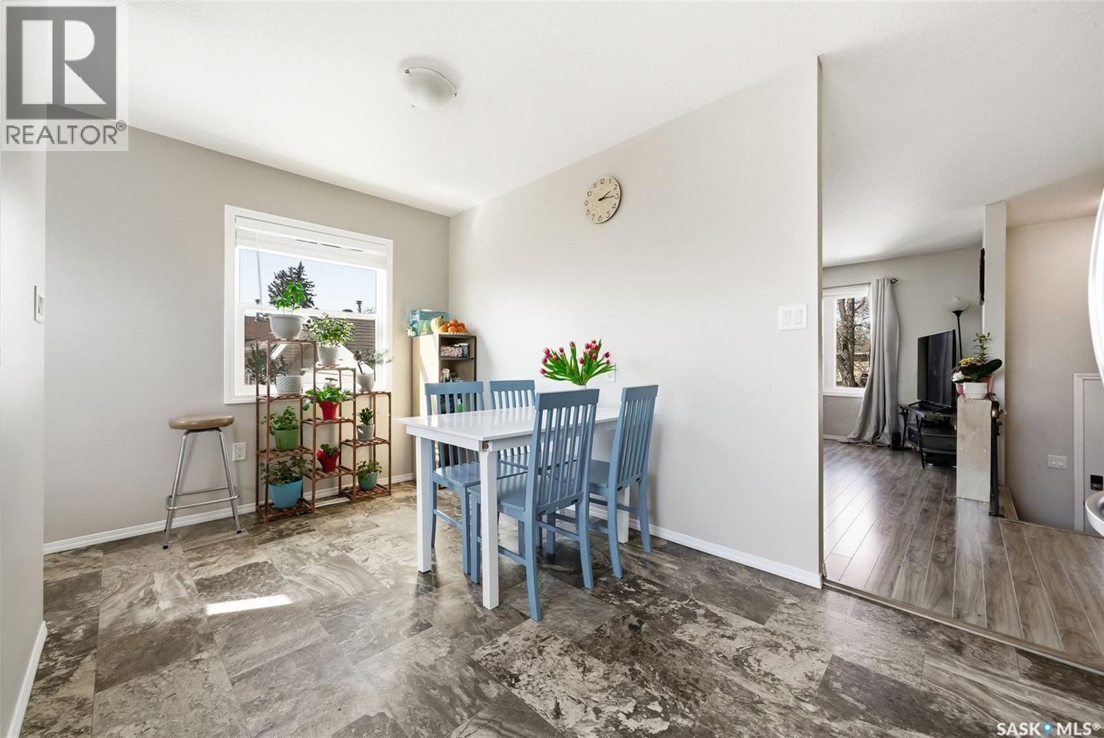 55 Schneider Crescent, Regina, SK - Indoor Photo Showing Dining Room