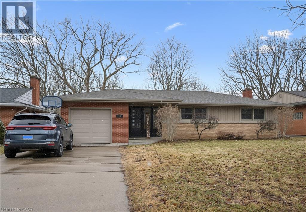 16 Stephen Street, Cambridge, ON - Outdoor With Facade