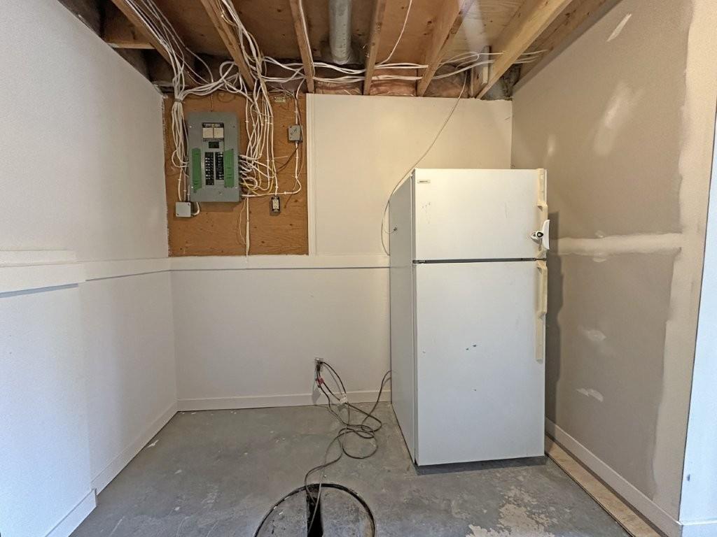 130 Harkness Street, Nipigon, ON - Indoor Photo Showing Basement