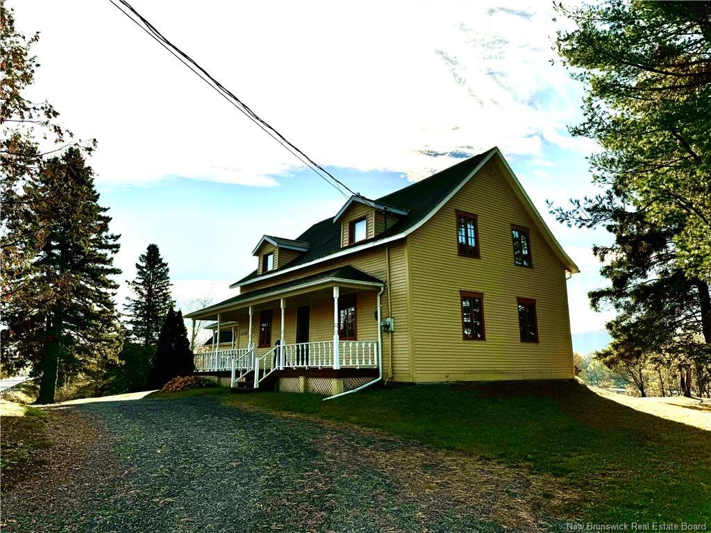 2396 Centrale St, St-Hilaire, NB