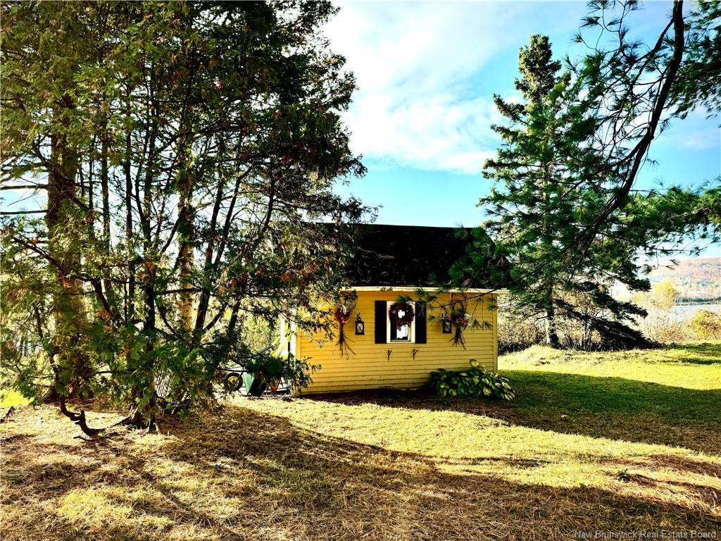 2396 Centrale St, St-Hilaire, NB