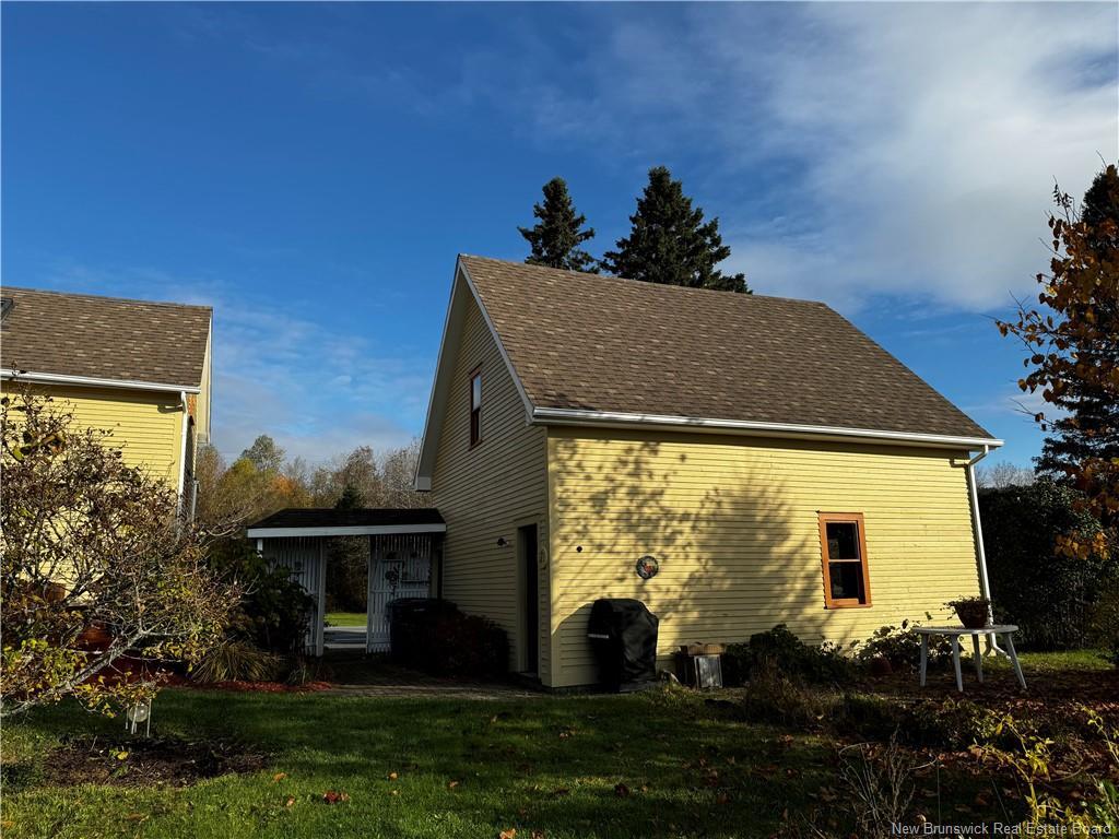 2396 Centrale St, St-Hilaire, NB