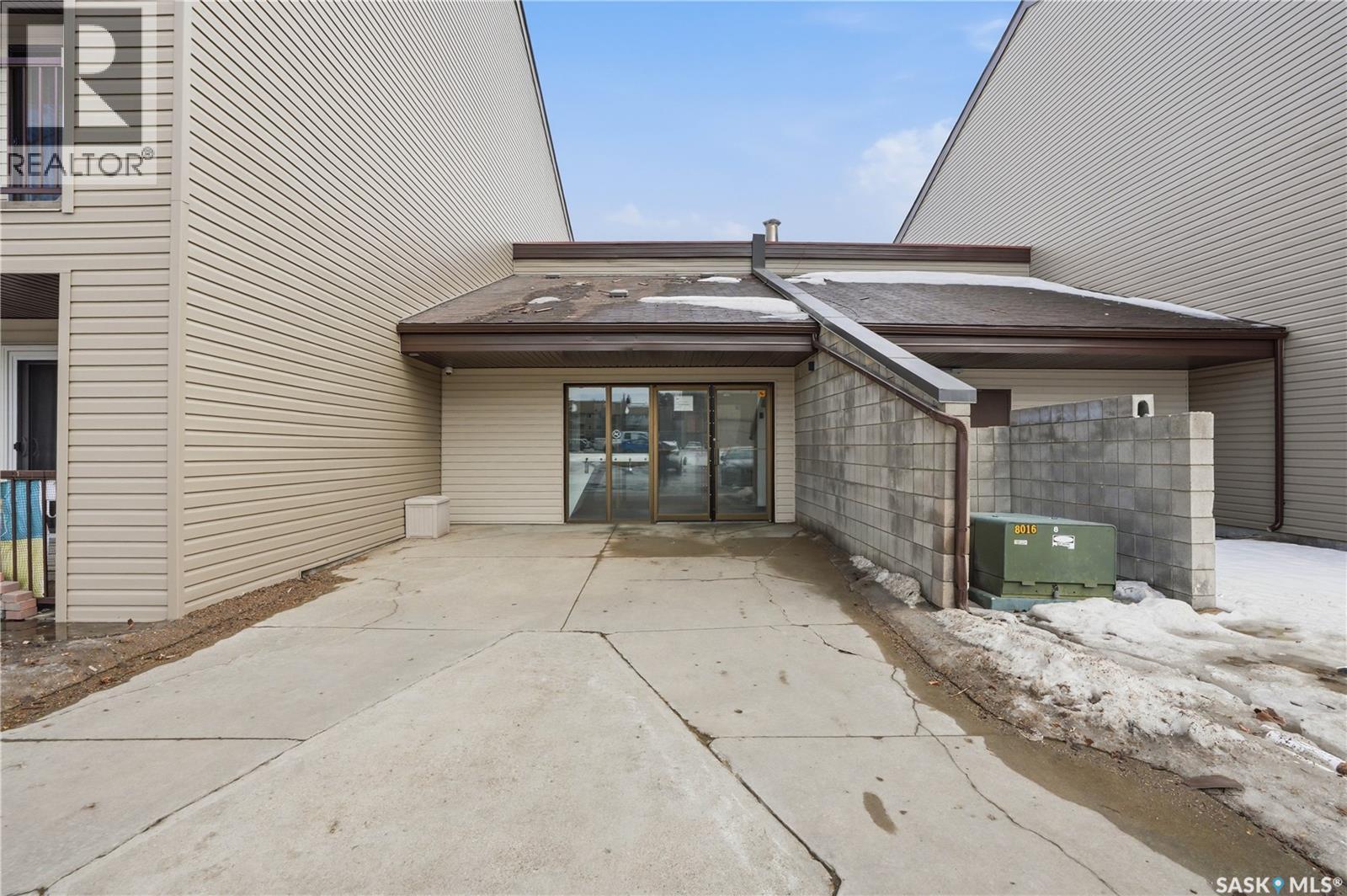 208B 4040 8Th Street E, Saskatoon, SK - Outdoor With Exterior