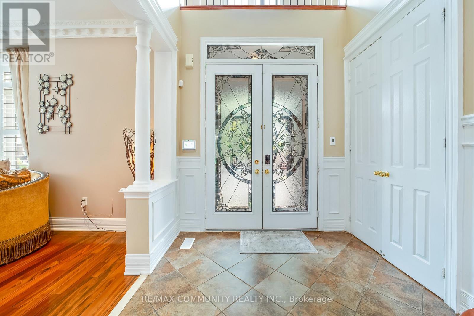 2 Dolby Crescent, Ajax, ON - Indoor Photo Showing Other Room