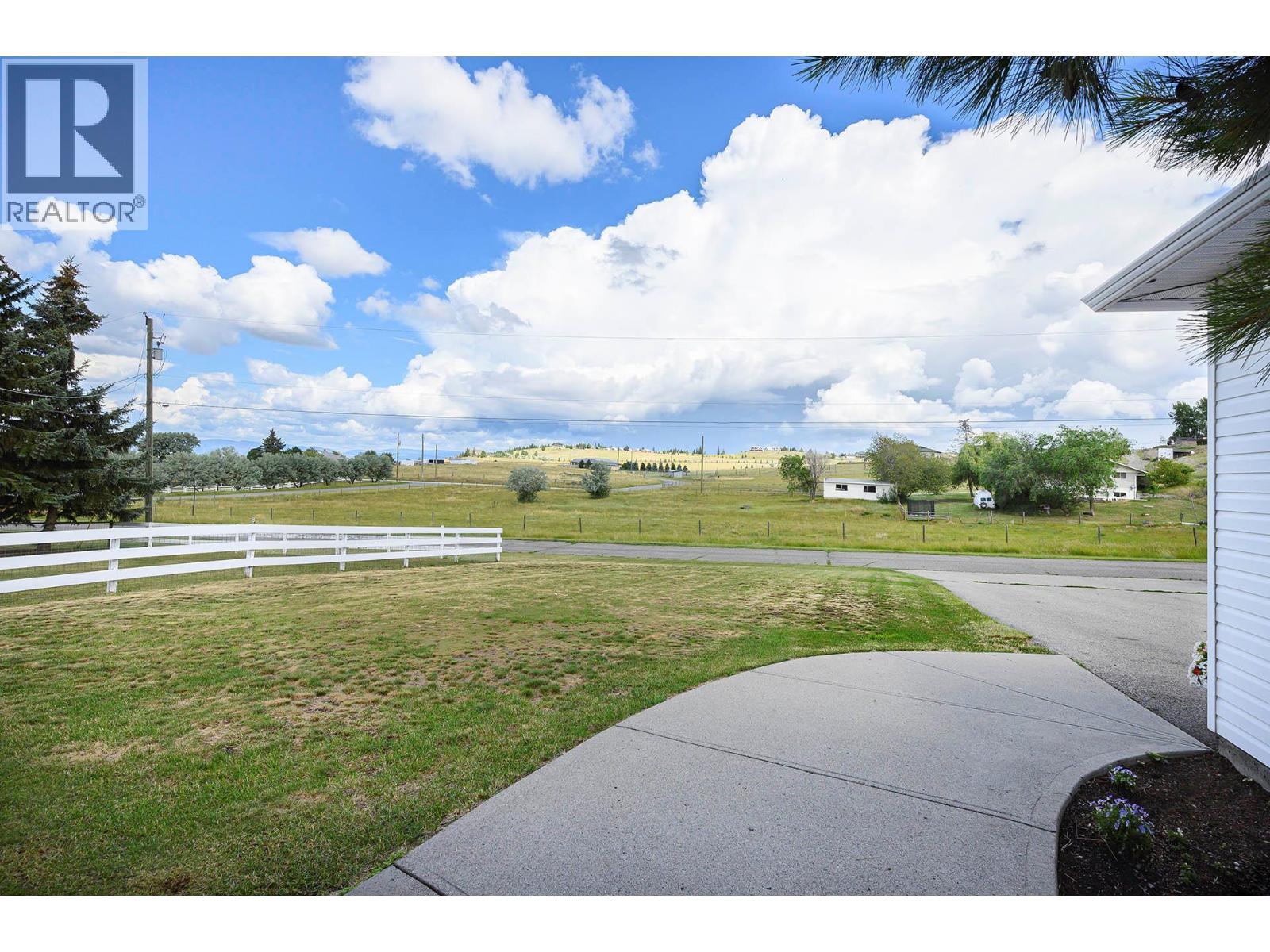 2740 Simms Place, Kamloops, BC - Outdoor With View