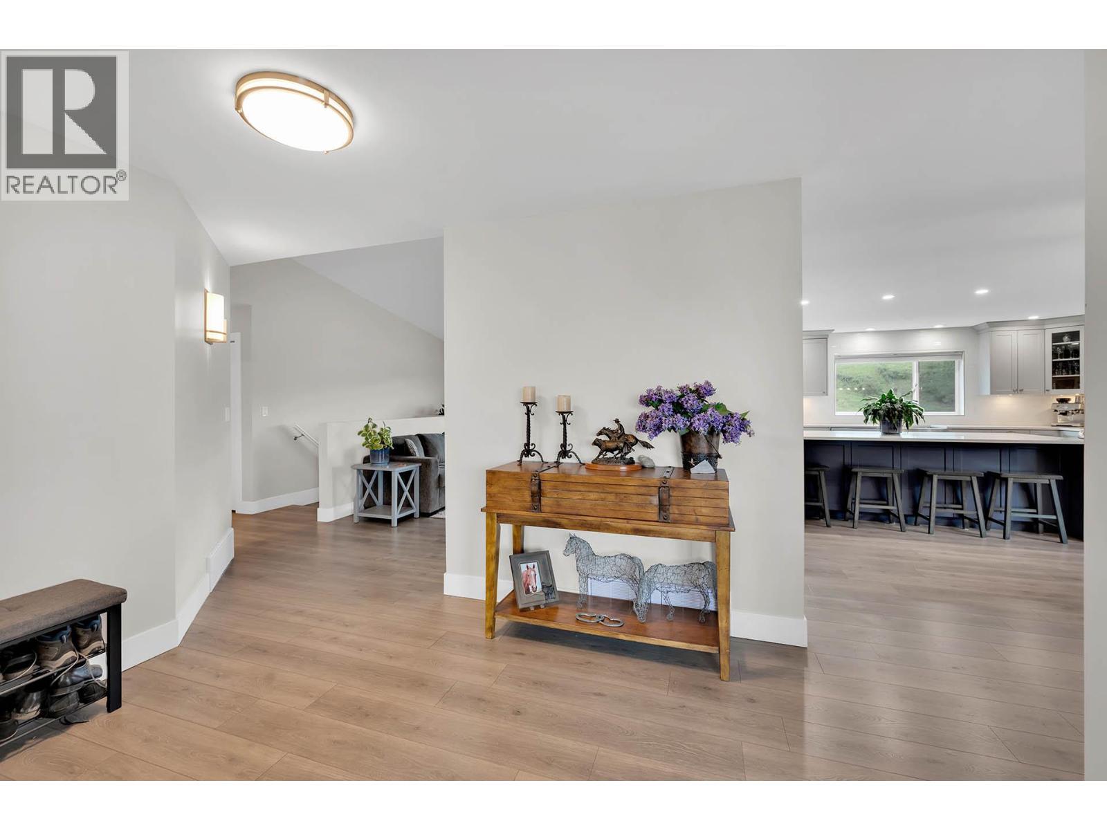 2740 Simms Place, Kamloops, BC - Indoor Photo Showing Other Room