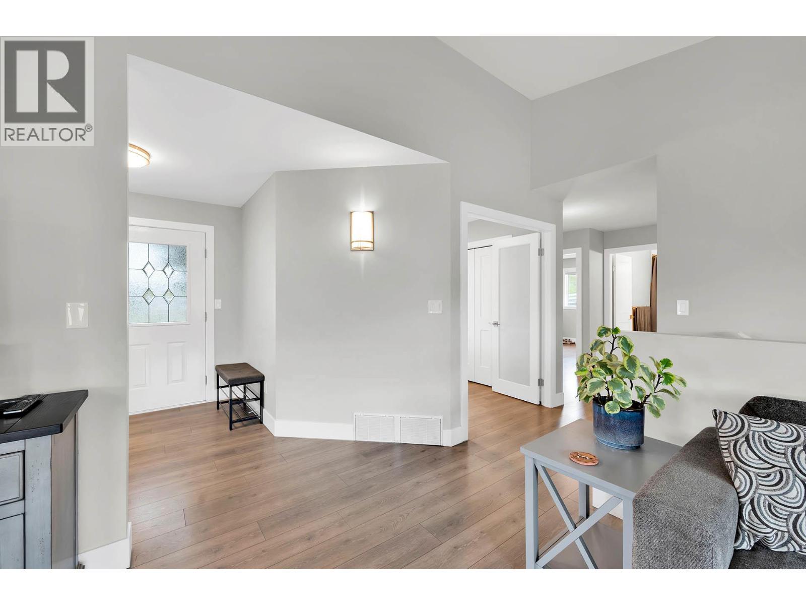 2740 Simms Place, Kamloops, BC - Indoor Photo Showing Other Room