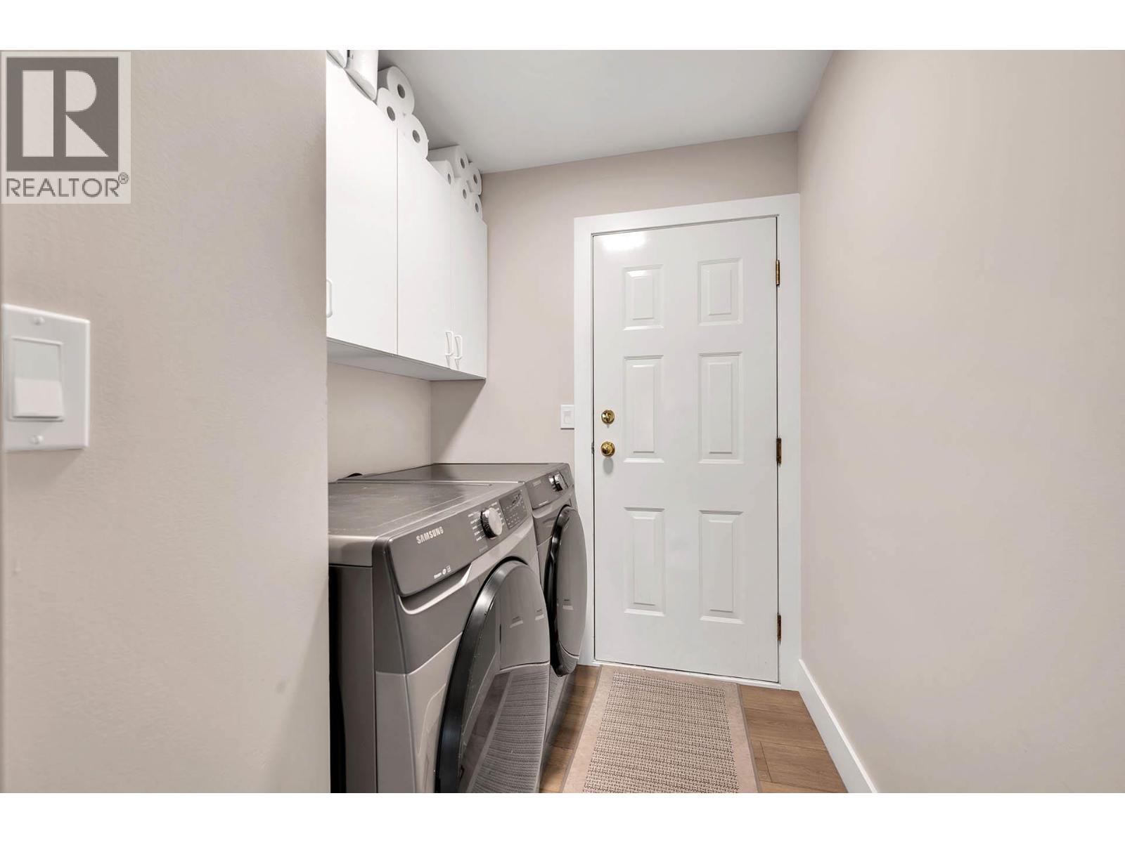 2740 Simms Place, Kamloops, BC - Indoor Photo Showing Laundry Room