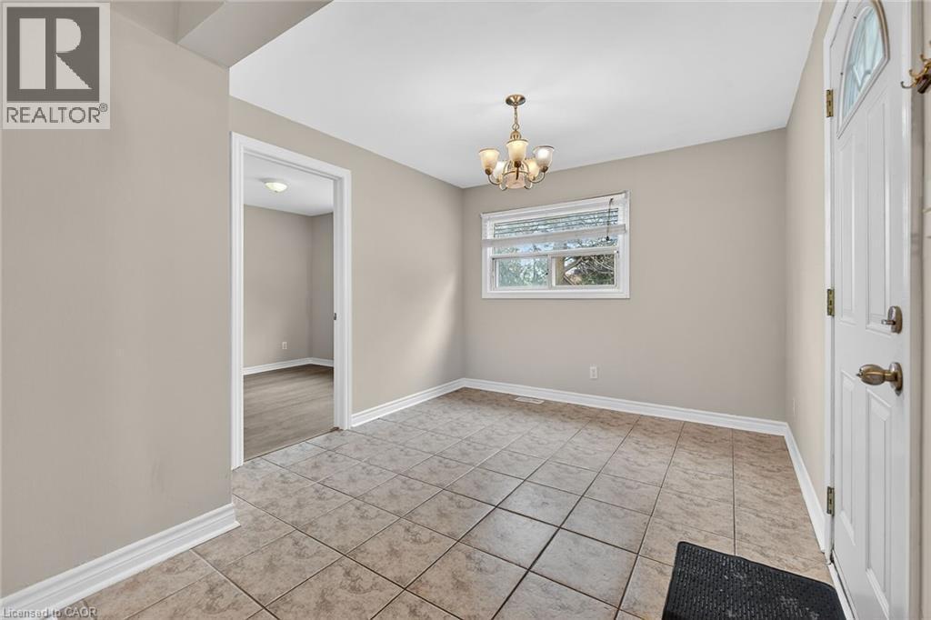 219 East 21St Street, Hamilton, ON - Indoor Photo Showing Other Room