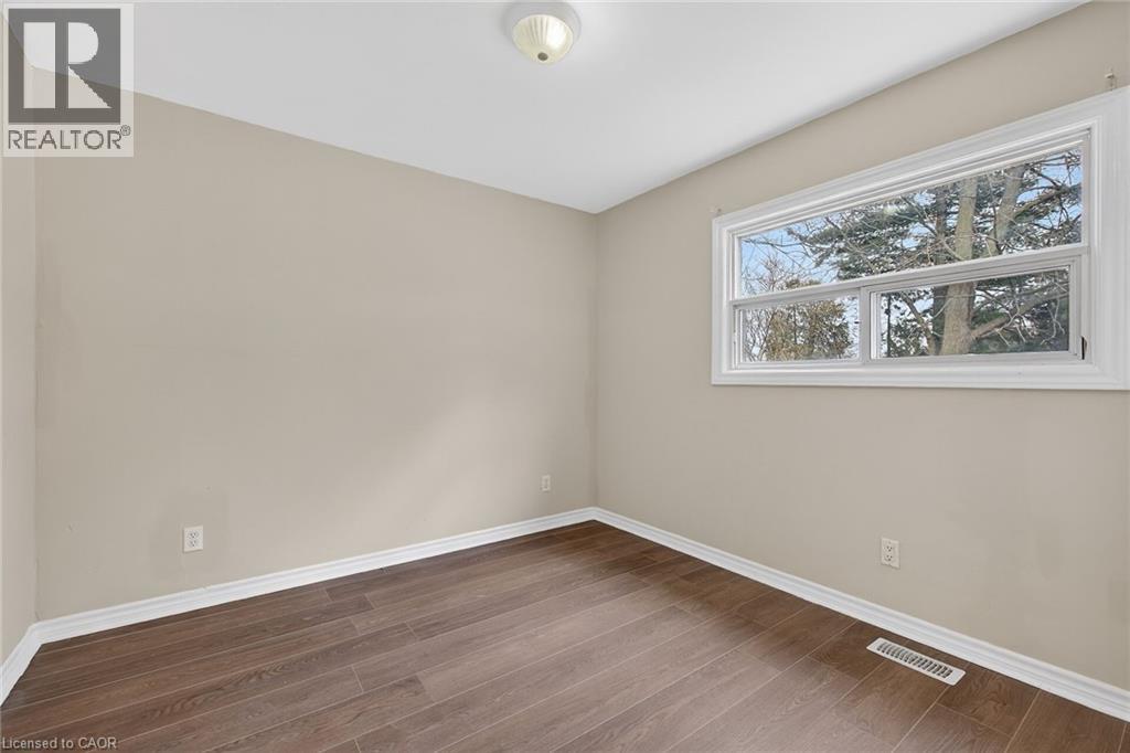 219 East 21St Street, Hamilton, ON - Indoor Photo Showing Other Room