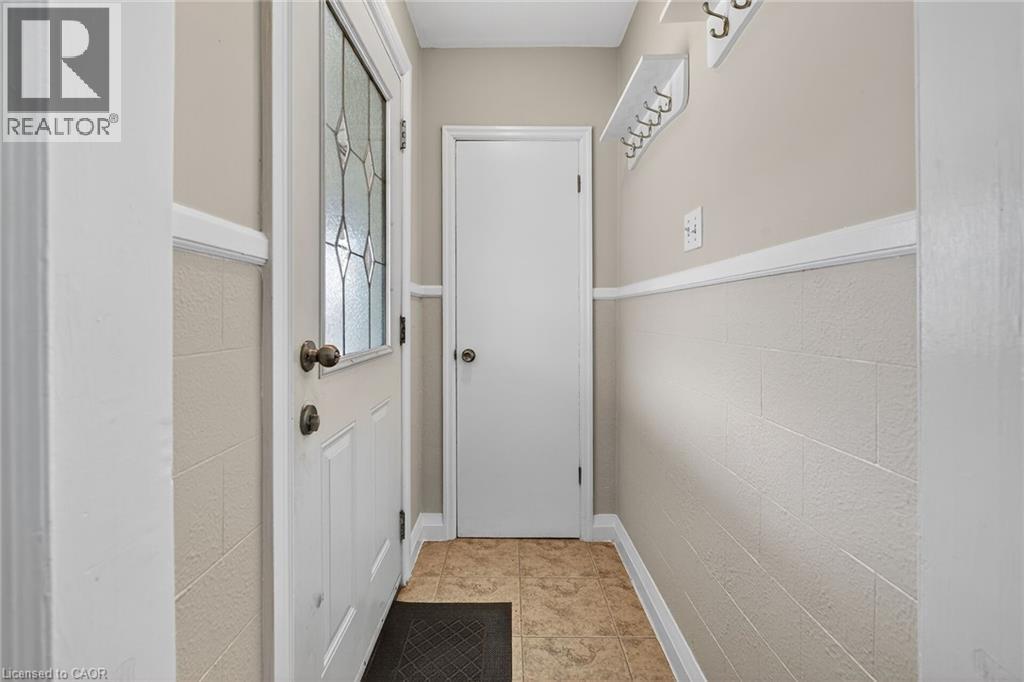 219 East 21St Street, Hamilton, ON - Indoor Photo Showing Other Room