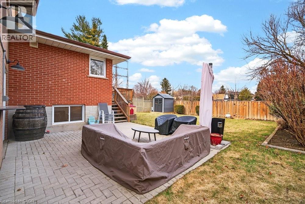 1525 Holburne Road, Mississauga, ON - Outdoor
