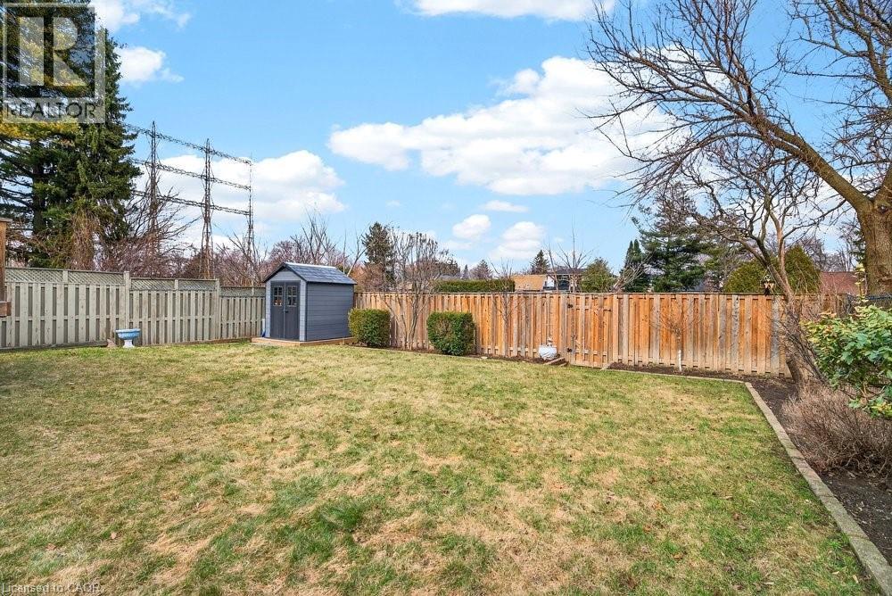 1525 Holburne Road, Mississauga, ON - Outdoor