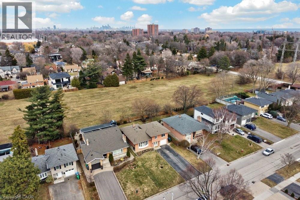 1525 Holburne Road, Mississauga, ON - Outdoor With View