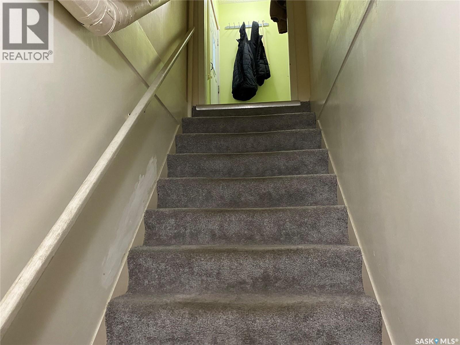 612 2Nd Avenue Nw, Swift Current, SK - Indoor Photo Showing Other Room