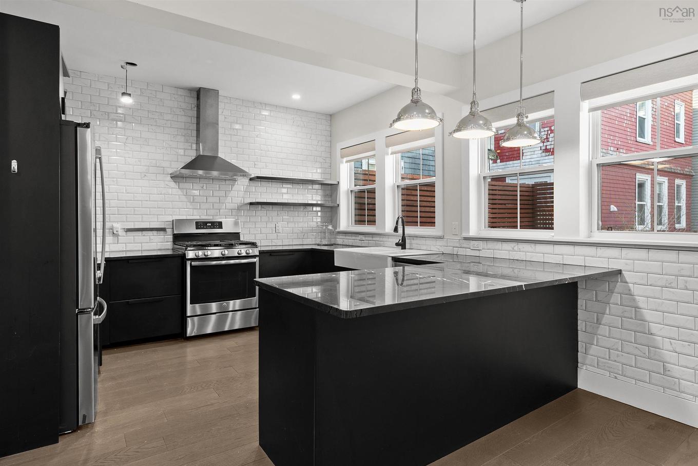 5567 Black Street, Halifax, NS - Indoor Photo Showing Kitchen With Upgraded Kitchen