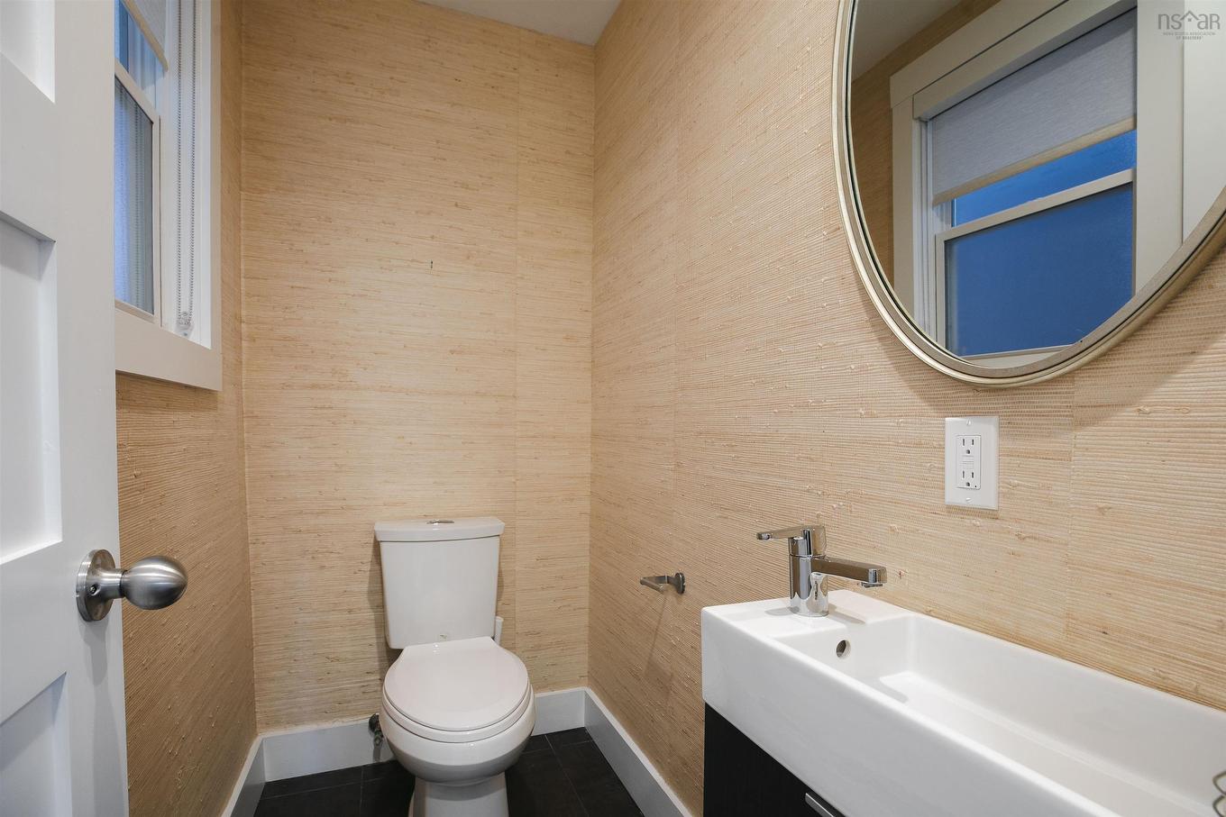 5567 Black Street, Halifax, NS - Indoor Photo Showing Bathroom